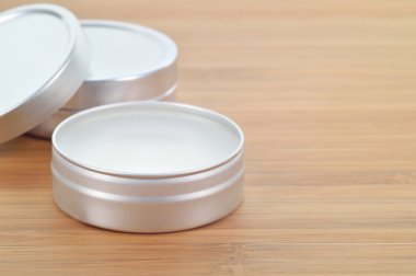 Shea yağı mükemmel Dudak kremi.