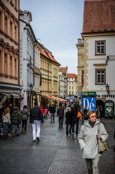 Prag'da göster