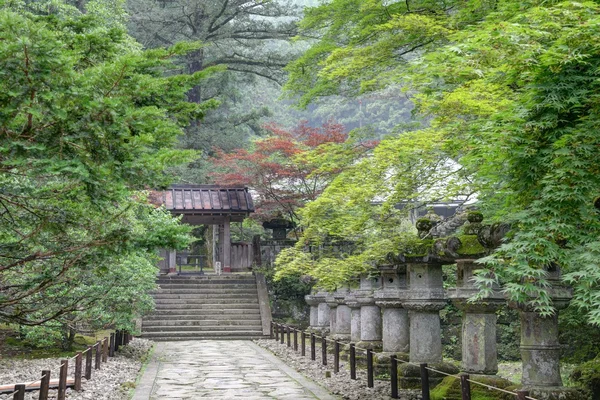 家光の廟 (taiyuinbyo)、日光、日本。日光の社寺は 1999 年以来、ユネスコの世界遺産です。. — ストック写真