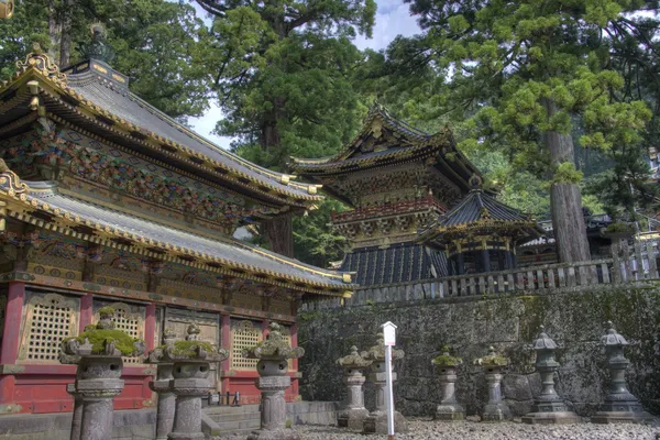 Toshogu Przybytek, nikko, Japonia. Przybytki i Rozciągacze nikko jest wpisanego na listę Światowego Dziedzictwa UNESCO od 1999 — Zdjęcie stockowe