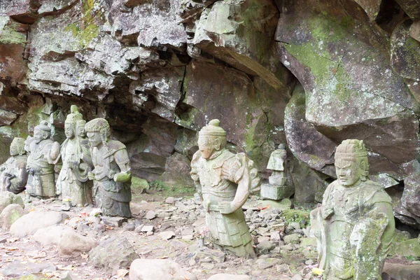 Hotoke-Iwa en el Templo Rinnoji, Nikko, Japón — Foto de Stock