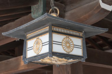 Tokyo, Japonya - 10 Nisan 2014: meiji Tapınağı (meiji jingu). Meiji Tapınağı Şinto Tapınağı Kutsal İmparator meiji ruhlarını ve karısı İmparatoriçe shoken adanmış olduğunu.