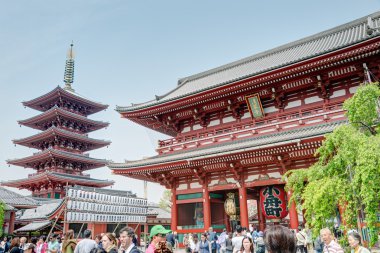 Tokyo, Japonya - 16 Nisan 2014: senso-ji Tapınağı, tokyo, japan.the senso-ji Budist tapınağı asakusa ve tüm Japonya'nın en ünlü tapınaklardan sembolü olduğunu.