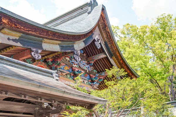 CHICHIBU, JAPÓN - 26 DE ABRIL DE 2014: Santuario Chichibu, Chichibu, Saitama, Japón. Este es el santuario principal del distrito de Chichibu y ha sido adorado por personas de la antigüedad. . — Foto de Stock