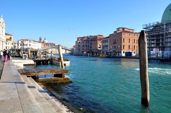 Canales de Venecia en invierno — Foto de Stock