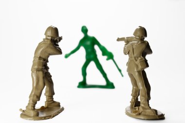 oyuncak asker üzerinde beyaz izole