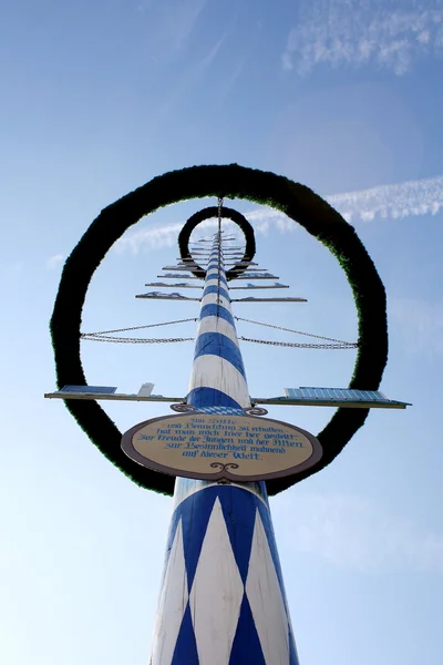 Bayerska maypole — Stockfoto