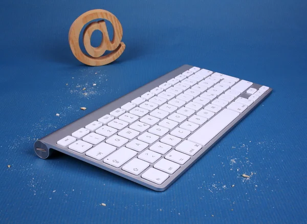 PC keyboard with cookies tracks — Stock Photo, Image