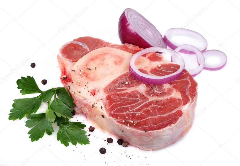 Veal shank with ingredients