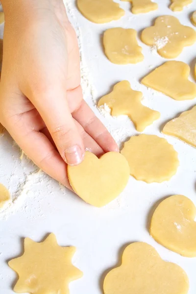 Hornear galletas para Navidad . —  Fotos de Stock