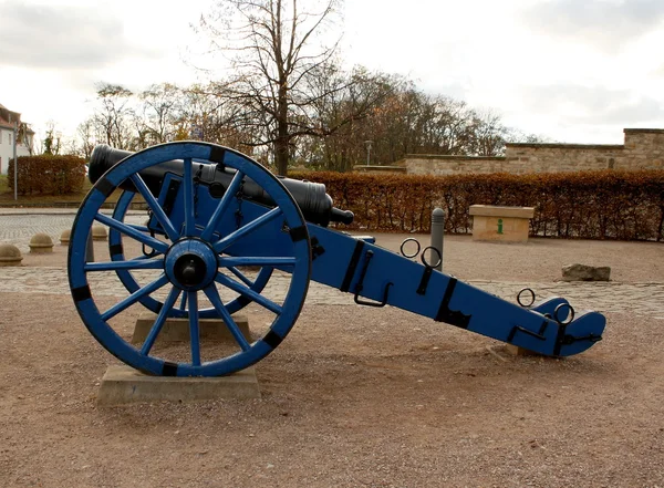 Blue, old cannon in St. Petersberg Citadel Barracks — Stock Photo, Image