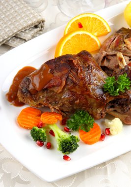 tavşan tava sebze ve patates köfte