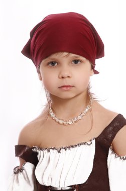 izole bir korsan kostüm güzel küçük bir kız