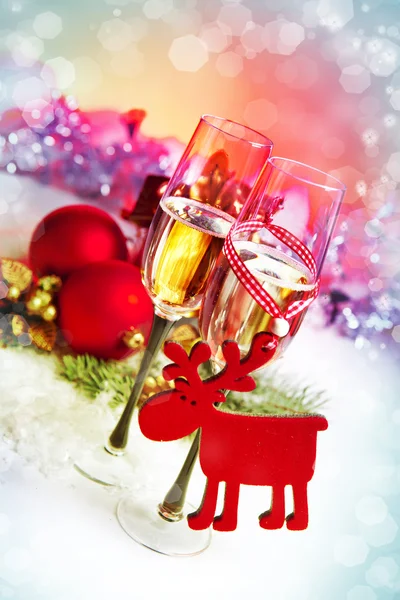 New Year and Christmas Celebration .Two Champagne Glasses in Hol — Stock Photo, Image