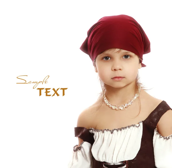 Bella bambina in costume da pirata isolata — Foto Stock