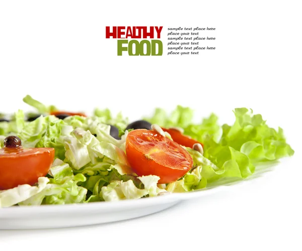 건강 한 채식 샐러드 흰색 절연 — 스톡 사진