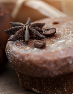 kahve çekirdekleri, tarçın ve anason ile el yapımı Sabun yıldız