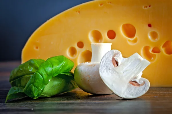 Μακροεντολή σύνθεση της ιταλικής μαγειρικής συστατικά, σκόρδο, rosema — Φωτογραφία Αρχείου