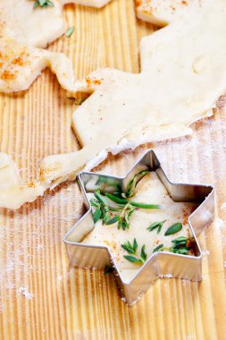 Peynirli pasta hamur