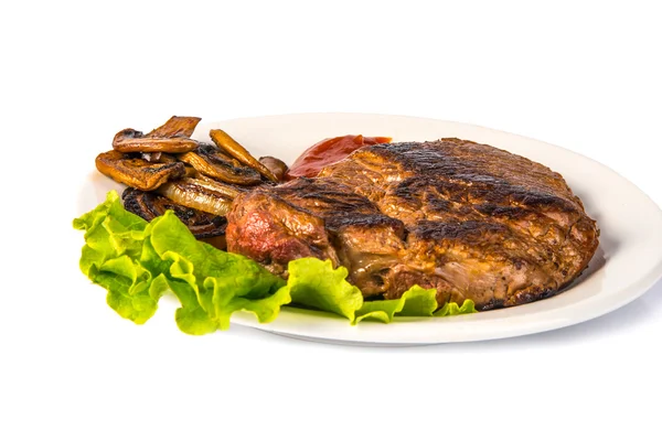 Gekocht köstliches gegrilltes Steak Grill isoliert auf weiß — Stockfoto