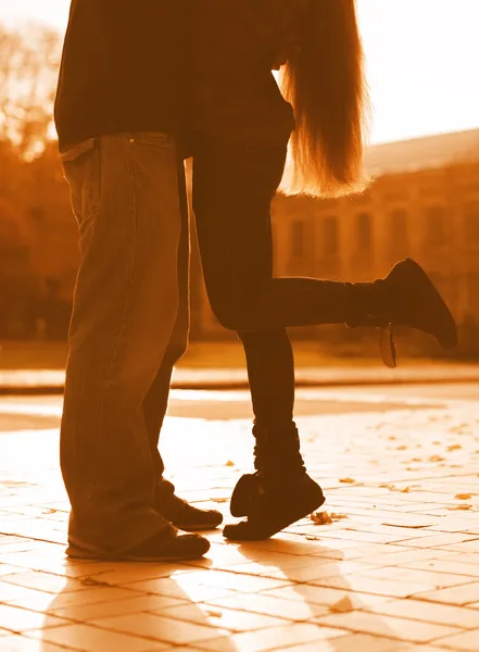 Jonge mooie paar in relatie — Stockfoto