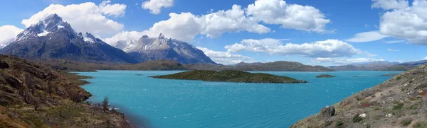 Lago Pehoe, Torres del Paine