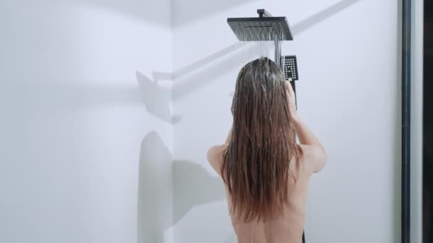 Bagno modello femminile la mattina — Video Stock