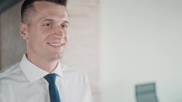 Friendly Smiling Businessman Wearing Shirt Tie Walking Office — стоковое видео