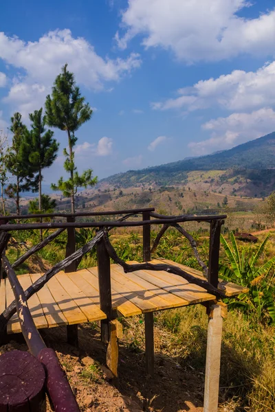 Viewpoint on a high mountain in Thailand. — Stock Photo, Image