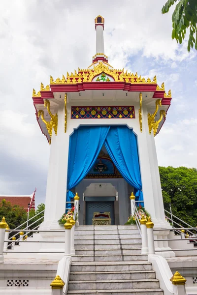 Crematie plaats in Thaise tempel — Stockfoto