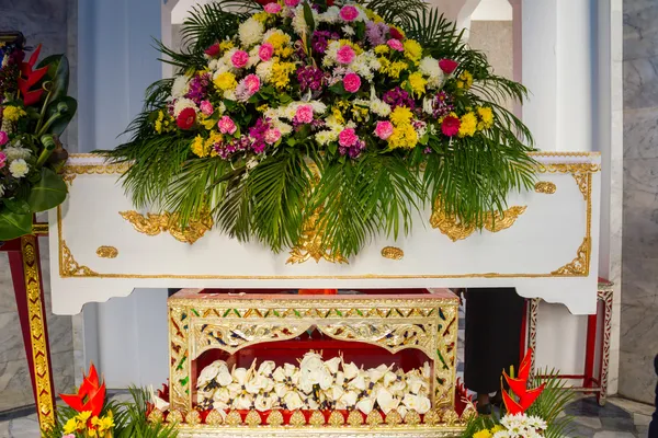 Буддійські похорони . — стокове фото