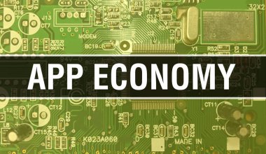 Bilgisayar anakartlı Uygulama Ekonomisi kavramı. Uygulama Ekonomisi metni Teknolojisi Anakart Dijital Teknoloji geçmişi üzerine yazılmış. Yazılı devre kartı ile Uygulama Ekonomisi ve Chip o kadar kapatın