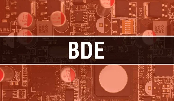 回路基板上の電子集積回路とのBdeコンセプト 回路基板のコンピュータチップとのBde抽象技術の背景とチップは 集積回路上で閉じます Bdeの背景 — ストック写真