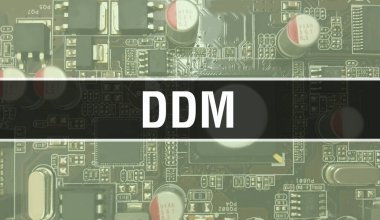Entegre devre kartında elektronik bileşenleri olan DDM. Dijital Elektronik Bilgisayar Donanımı ve Güvenli Veri Kavramı. Bilgisayar anakart ve DDM. DDM Entegre Devre Domuzu