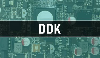 Devre Panosundaki Bilgisayar Çipi kullanılarak DDK konsepti illüstrasyonu. DDK entegre devre levha arka planını kapat. Elektronik Bilgisayar Donanım Teknolojisi Anakart Dijital Çip arka grubunda DDK