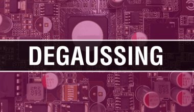 Devre Panosundaki Bilgisayar Çipi kullanılarak degausing konsept illüstrasyonu. Entegre devrelerin devre arkaplanının kapatılması. Elektronik Bilgisayar Donanım Teknolojisi Motherboar 'da Degaussing