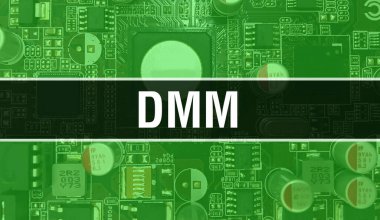 Devre Panosundaki Bilgisayar Çipi kullanılarak DMM konsepti illüstrasyonu. Entegre devrelerin DMM kapatma arkaplanı. Elektronik Bilgisayar Donanım Teknolojisi Anakart Dijital Çip arka grubunda DMM
