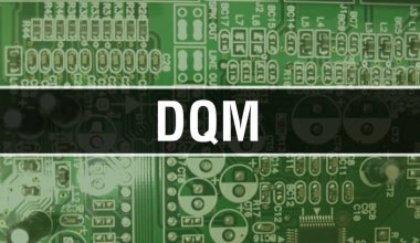 Devre kartında Elektronik Entegre Devre ile DQM kavramı. Bilgisayar Çipi 'nin soyut teknoloji arka planında olduğu DQM ve Chip entegre bir devrede kapanıyor. DQM Arka Gruplama