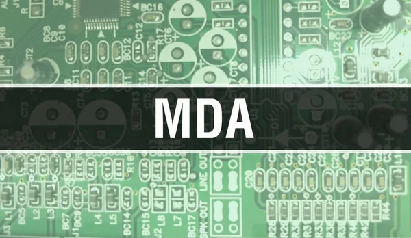 Mda文本写在电路板上 具有软件开发人员和计算机脚本的电子抽象技术背景 集成电路的Mda概念 Mda集成电路和电阻 — 图库照片