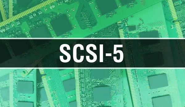 Scsi 5文本写在电路板上 具有软件开发人员和计算机脚本的电子抽象技术背景 Scsi 5集成电路概念 Scsi 5集成电路 — 图库照片