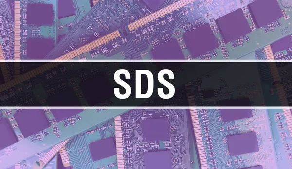 Sdsの概念図は 回路基板上のコンピュータチップを使用して Sdsは集積回路基板の背景を閉じます Sds Electronic Computer Hardware Technology マザーボードデジタルチップの背景 — ストック写真