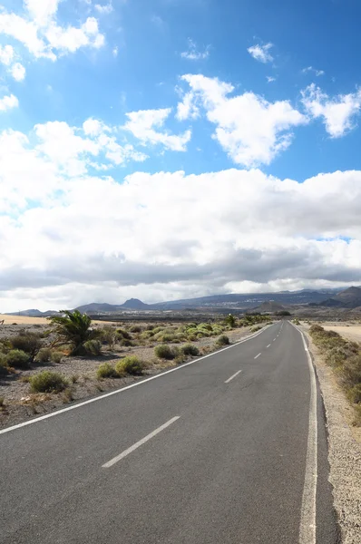 Strada solitaria — Foto Stock