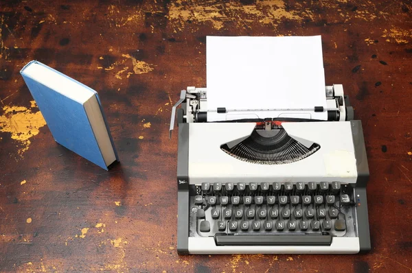 Vintage Travel Typewriter — Stock Photo, Image