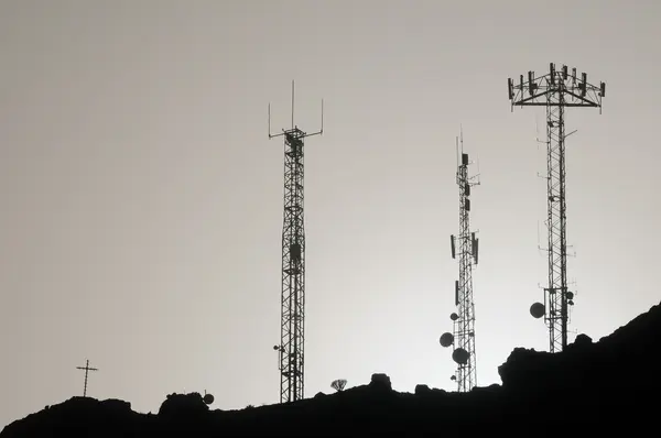 Some Silhouetted Antennas — Stock Photo, Image