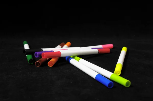 Marcadores de tinta coloridos — Fotografia de Stock