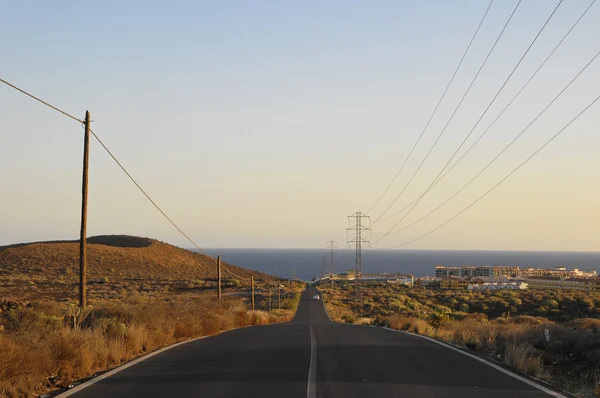 Estrada de asfalto no deserto — Fotografia de Stock