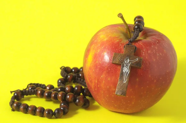 Bible eva hřích červené jablko — Stock fotografie