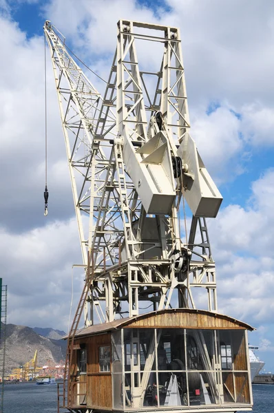 Vintage Wooden Port Crane — Stock Photo, Image