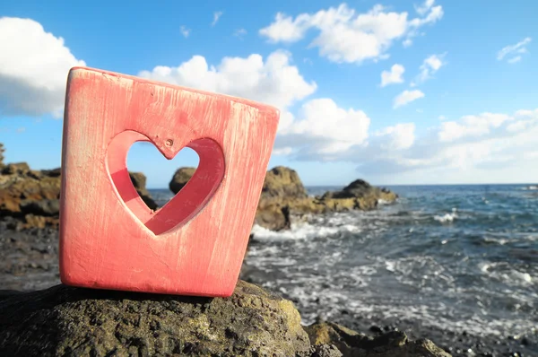 Soporte de vela en forma de corazón —  Fotos de Stock