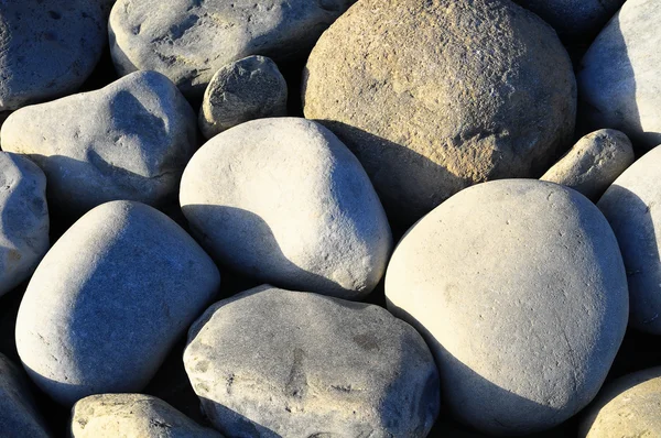 Rocas redondas suavizadas por el agua —  Fotos de Stock